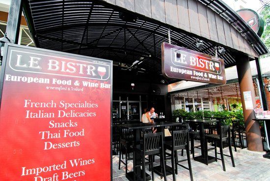 Le Bistro